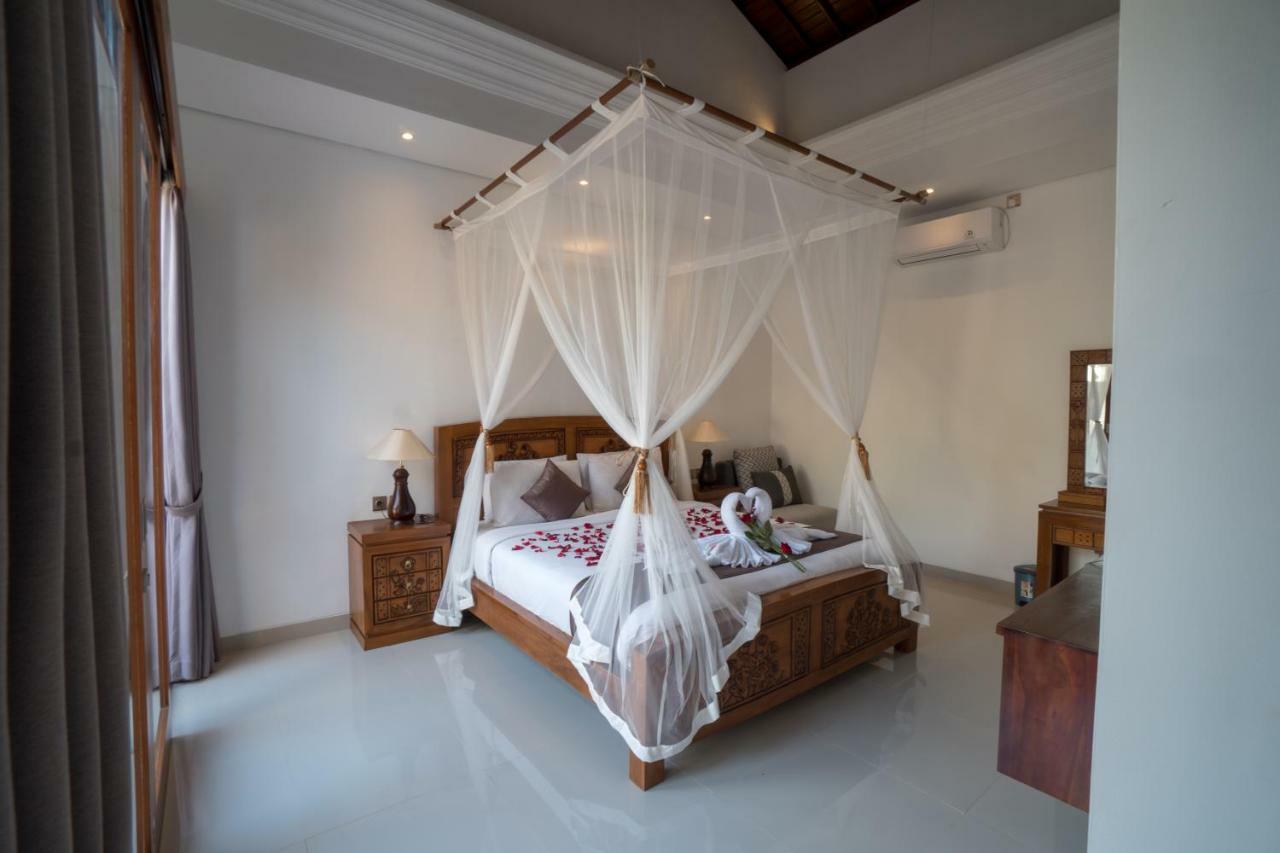 Royani Villa Сукавати Экстерьер фото