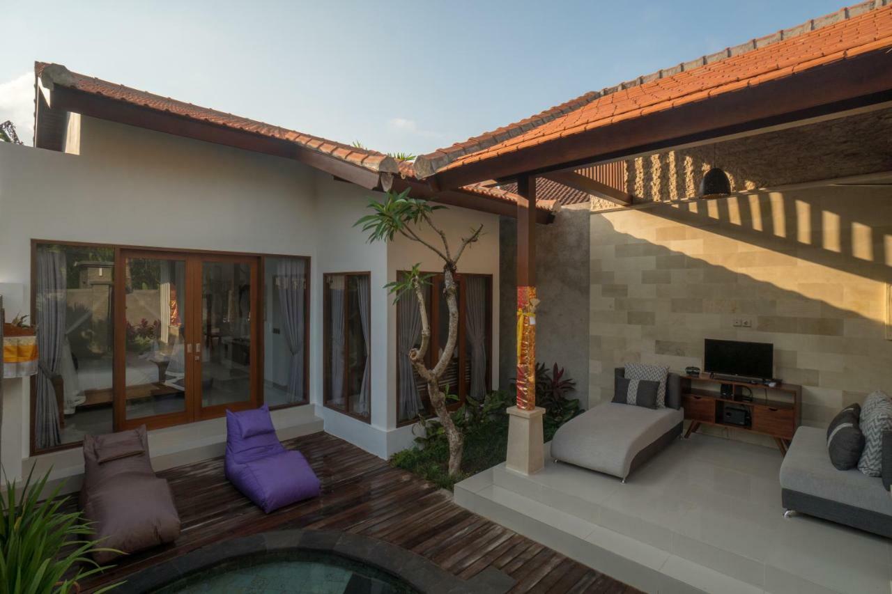 Royani Villa Сукавати Экстерьер фото
